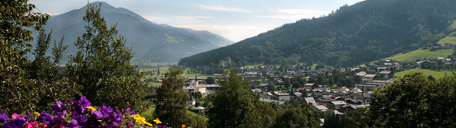 Aussicht auf Kaprun von einem Balkon